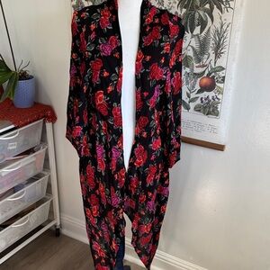 Patrons of Peace Black & Red Floral Kimono Small